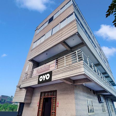 Hotel O As Hotels & Banquet Hazaribag Buitenkant foto